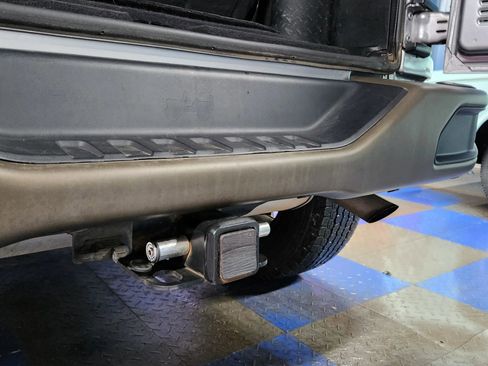 Used 2017 Jeep Wrangler Sahara image 63