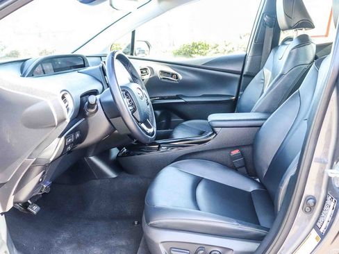 Certified 2022 Toyota Prius Prime XLE FWD image 22