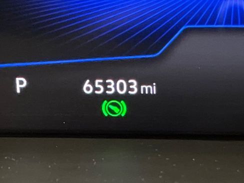 Used 2022 Volkswagen Tiguan SE image 24