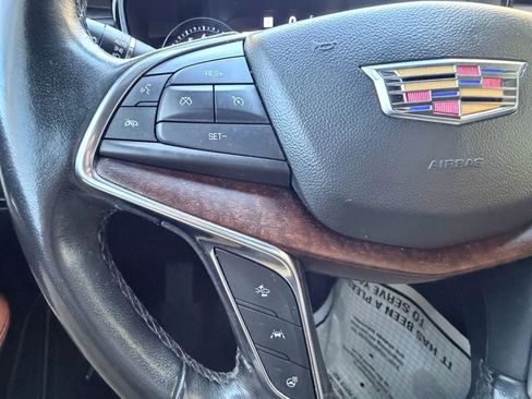 Used 2020 Cadillac XT5 Premium Luxury image 15