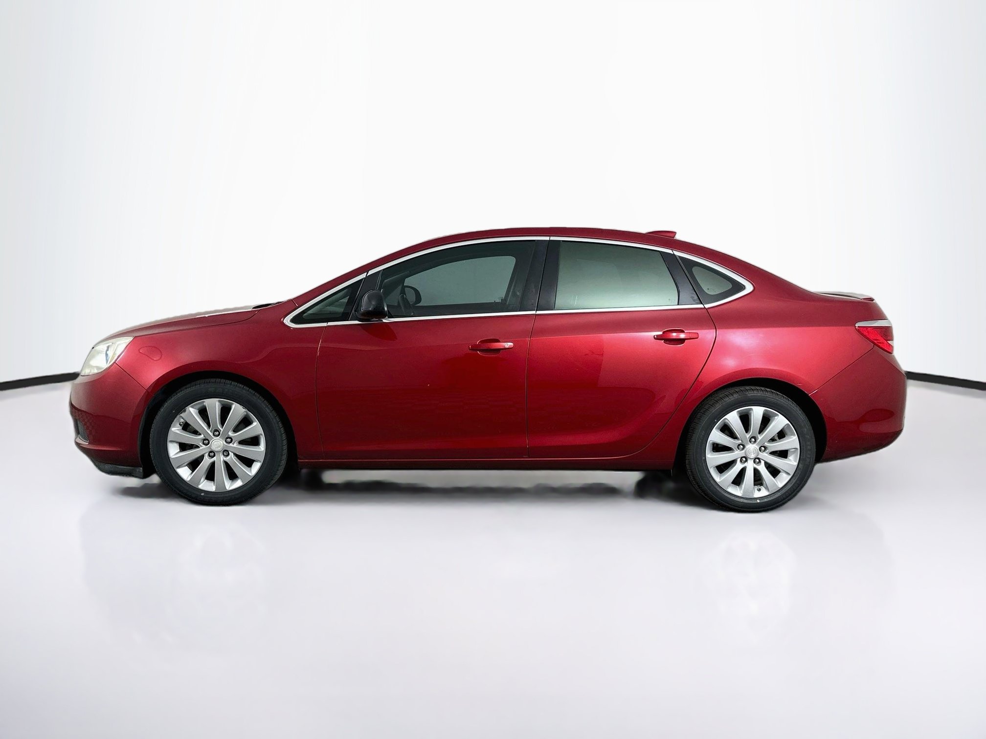 Used 2016 Buick Verano w/ Comfort Package FWD image 4