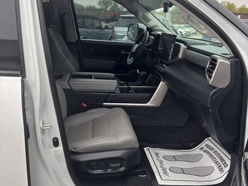 Used 2023 Toyota Tundra Limited w/ TRD Off-Road Package AWD/4WD image 15