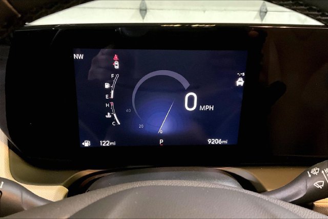 Used 2024 Buick Encore GX Sport Touring w/ Comfort Package FWD image 24