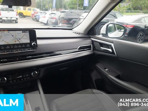 Used 2024 Mitsubishi Outlander SE FWD image 20
