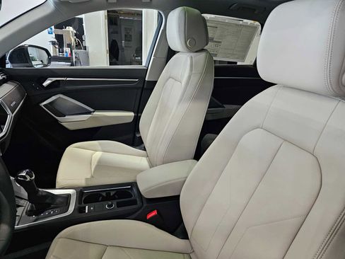 New 2025 Audi Q3 2.0T Premium w/ Convenience Package image 23