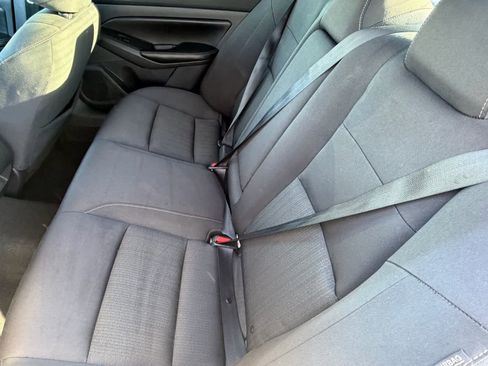 Used 2022 Nissan Altima 2.5 SV image 13