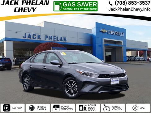 Used 2023 Kia Forte LXS image 1