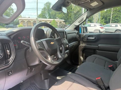 Certified 2025 Chevrolet Silverado 1500 W/T RWD image 26