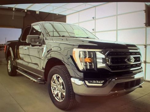 Used 2023 Ford F150 XLT w/ Equipment Group 302A High image 5