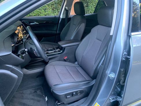 Used 2021 Buick Envision Preferred FWD image 14
