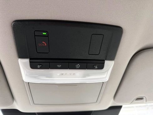 Used 2022 Nissan Pathfinder SL image 31