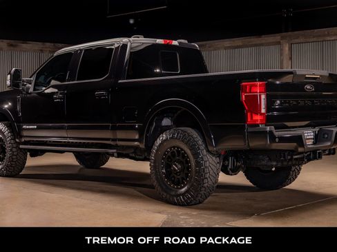 Used 2021 Ford F250 Lariat image 6