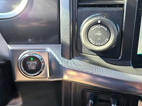 Certified 2023 Ford F150 Raptor w/ Raptor 37 Performance Package AWD/4WD image 21