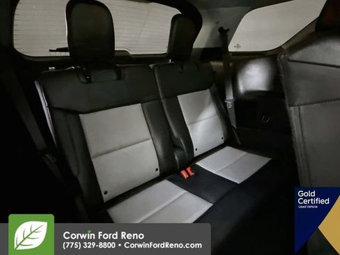 Certified 2022 Ford Explorer XLT w/ Equipment Group 202A AWD/4WD image 30