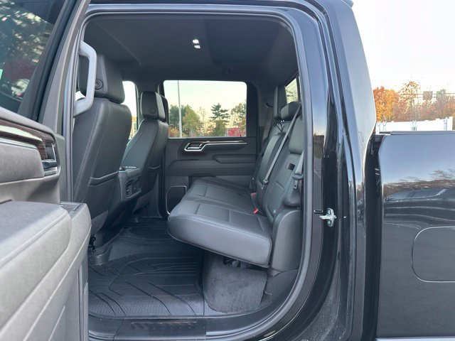 Used 2025 Chevrolet Silverado 2500 LT AWD/4WD image 16