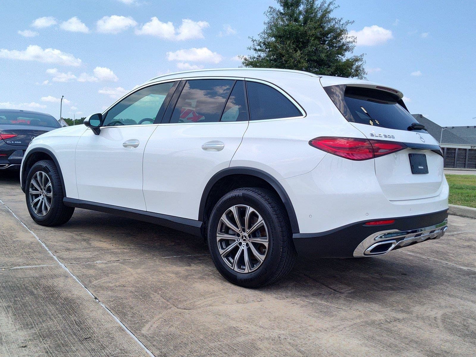 Certified 2024 Mercedes-Benz GLC 300 4MATIC image 4