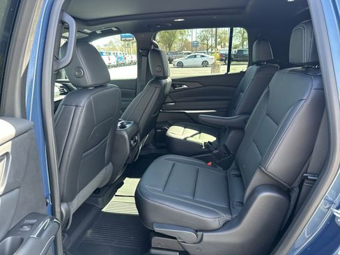 Certified 2025 Chevrolet Traverse LT w/ Enhanced Driving Package image 31