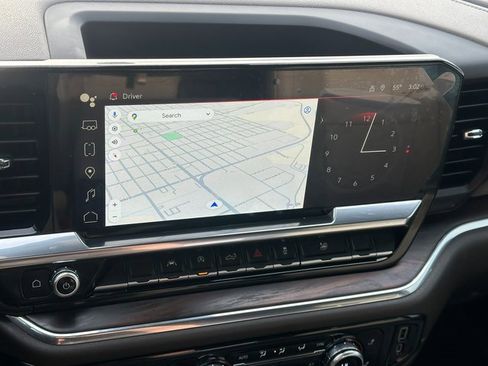 Used 2023 GMC Sierra 1500 SLT image 31