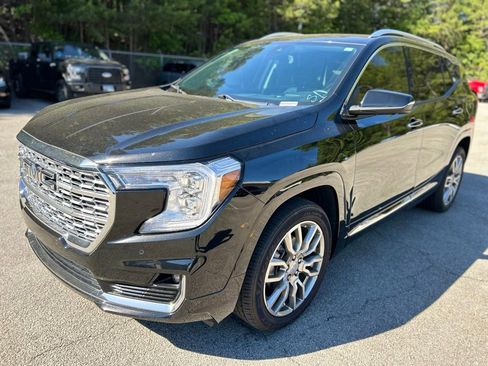 Used 2022 GMC Terrain Denali w/ Denali Premium Package AWD/4WD image 12