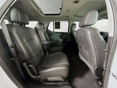 Used 2021 Chevrolet Traverse Premier w/ Redline Edition FWD image 37