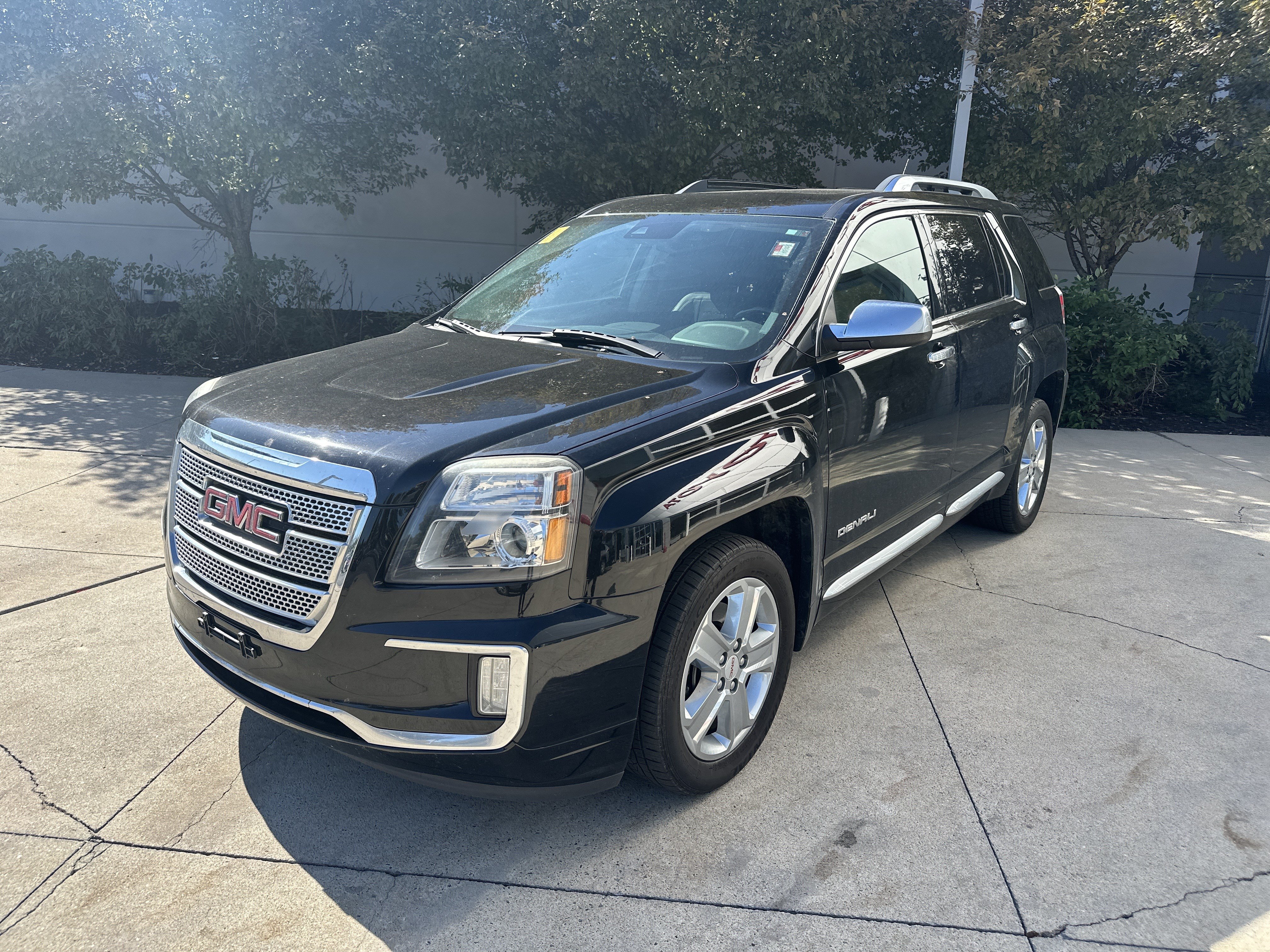 Used 2016 GMC Terrain Denali AWD/4WD image 3