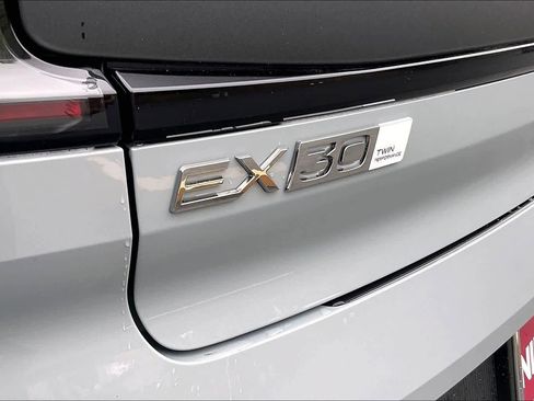 New 2026 Volvo EX30 Cross Country Ultra image 26