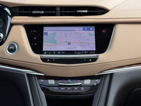 Used 2024 Cadillac XT5 Premium Luxury w/ Platinum Package AWD/4WD image 13