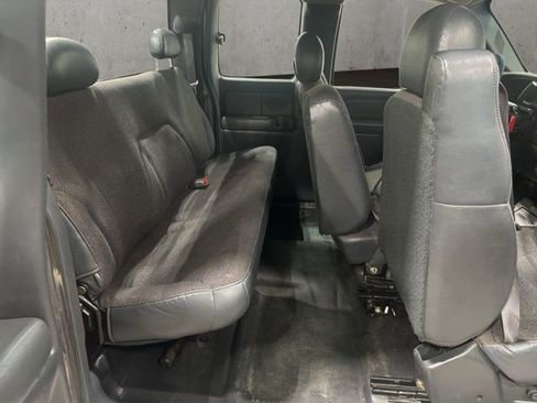 Used 2000 GMC Sierra 1500 SL w/ Fleet Group image 19