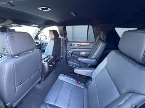 Used 2025 GMC Yukon Denali image 42