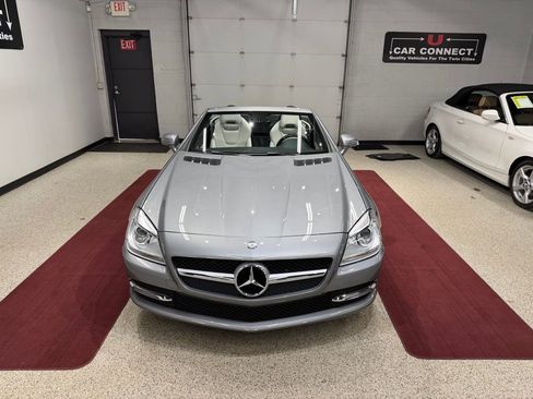 Used 2013 Mercedes-Benz SLK 250 image 6