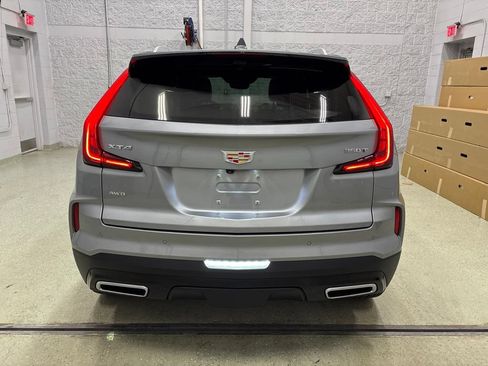 Used 2024 Cadillac XT4 Premium Luxury w/ Technology Package AWD/4WD image 5
