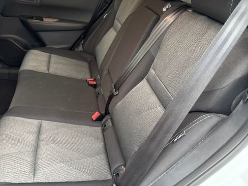 Certified 2025 Nissan Rogue SV image 10