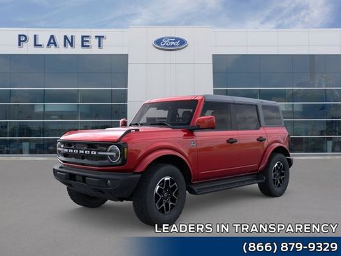 New 2026 Ford Bronco Outer Banks AWD/4WD image 1