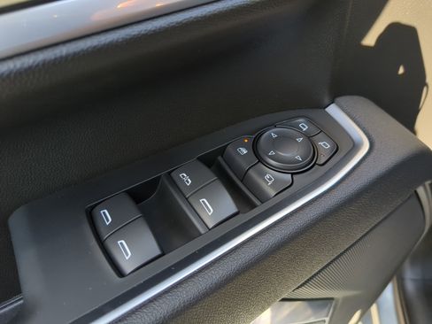 Certified 2025 Chevrolet Silverado 2500 LT w/ Trail Boss Package image 17