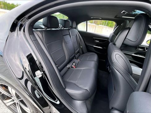 Used 2025 Mercedes-Benz C 300 4MATIC Sedan image 20