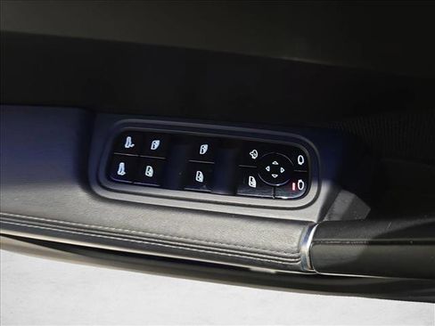 Used 2021 Porsche Cayenne GTS image 30