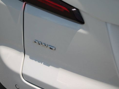 Used 2021 Cadillac XT4 Premium Luxury AWD/4WD image 29