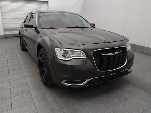 Used 2015 Chrysler 300 Limited RWD image 13