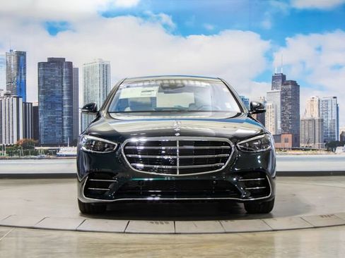 New 2026 Mercedes-Benz S 500 4MATIC image 3