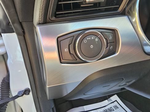 Used 2018 Ford Mustang Premium image 32