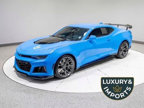 Used 2023 Chevrolet Camaro ZL1 image 1