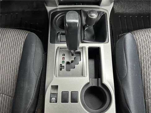 Used 2011 Toyota 4Runner SR5 image 26