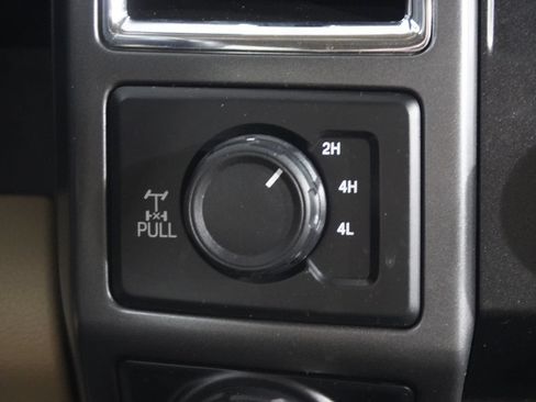 Used 2017 Ford F150 XLT w/ Equipment Group 301A Mid AWD/4WD image 23