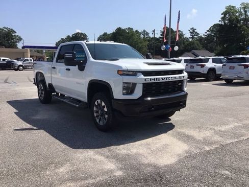 Used 2022 Chevrolet Silverado 2500 Custom w/ Custom Convenience Package AWD/4WD image 7