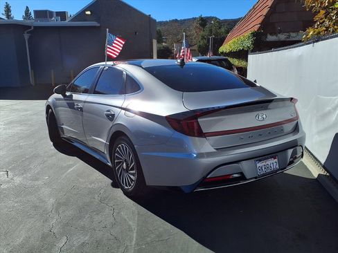 Used 2023 Hyundai Sonata SEL w/ Cargo Package image 5