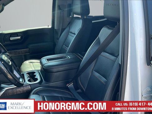 Used 2020 GMC Sierra 1500 Denali w/ Denali Ultimate Package AWD/4WD image 19
