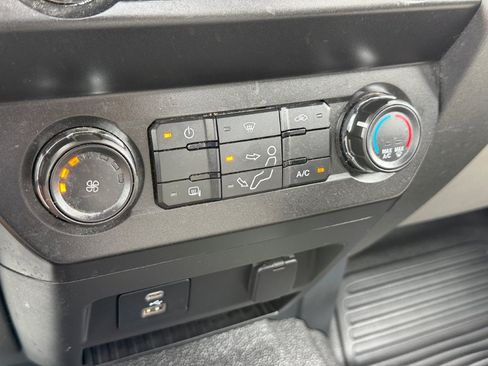 Used 2022 Ford F250 XL w/ Power Equipment Group AWD/4WD image 31