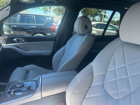 Used 2024 BMW X5 sDrive40i w/ Premium Package image 15
