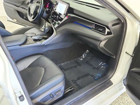 Used 2021 Toyota Camry XSE FWD image 27