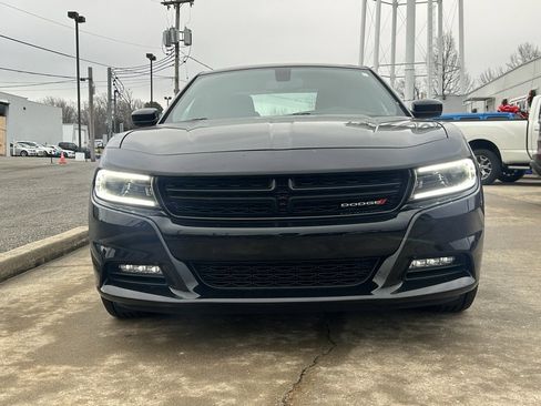 Used 2023 Dodge Charger SXT w/ Blacktop Package image 3